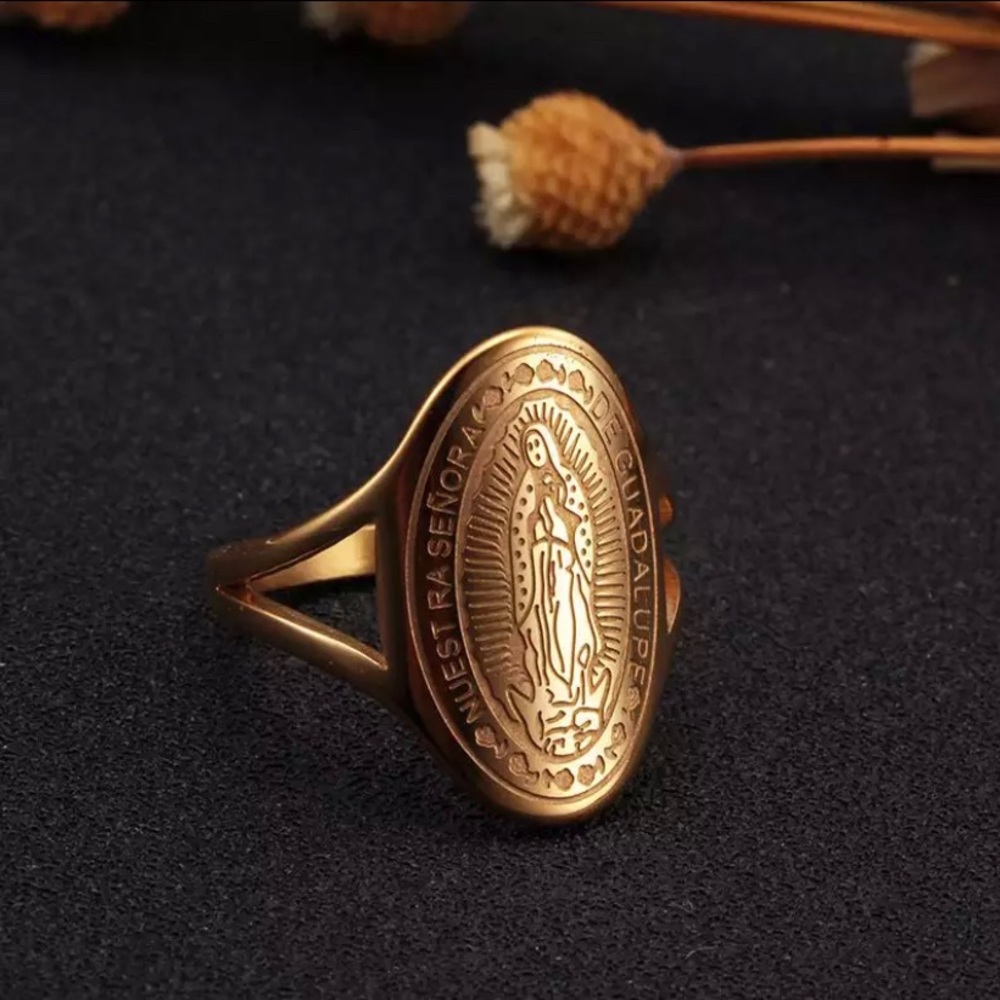🌻Our lady of Guadalupe Ring